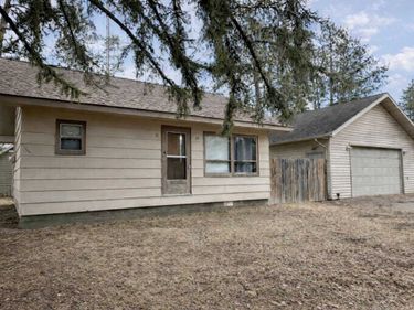 32 Fir Avenue NW, Menahga, MN 56464