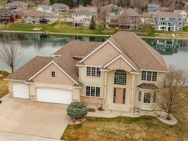 4066 Autumn Lake Court SW, Rochester, MN 55902