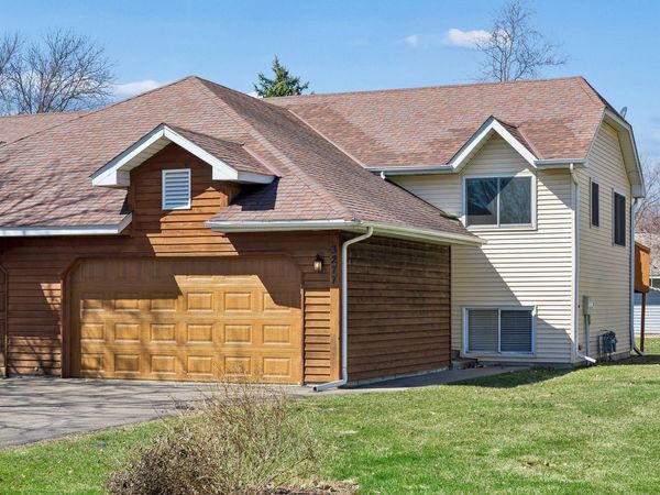 3277 Greenbrier Street, Vadnais Heights, MN 55127