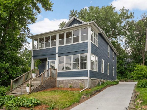 198 Robie Street W, Saint Paul, MN 55107