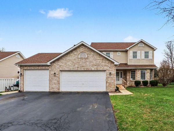 402 Badger Lane, Oswego, IL 60543