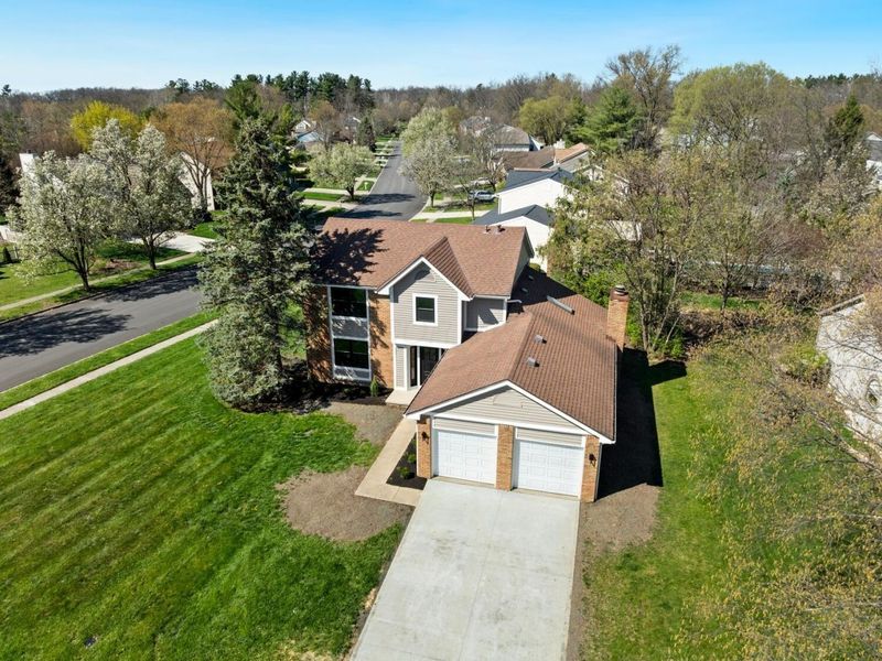 294 Meadow View Drive , Powell, OH 43065 Photo 3