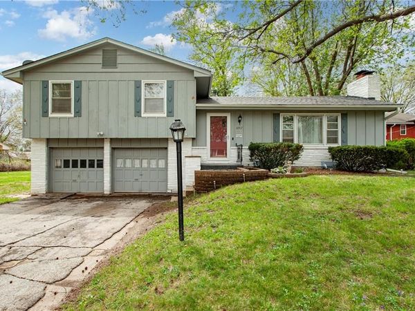 8917 E 58 Street, Raytown, MO 64133