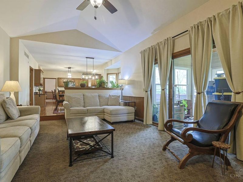 7096 Brightwaters Court, Liberty Township, OH 45011 Photo 10