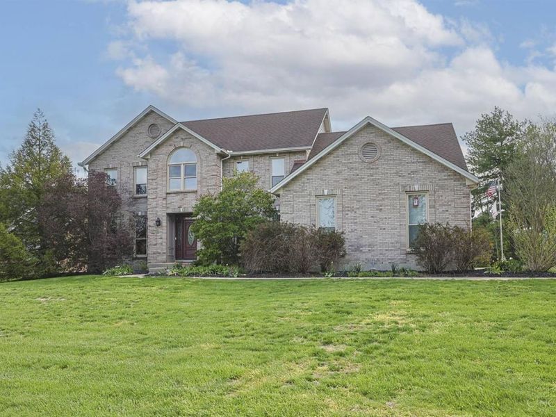 7096 Brightwaters Court, Liberty Township, OH 45011 Photo 2