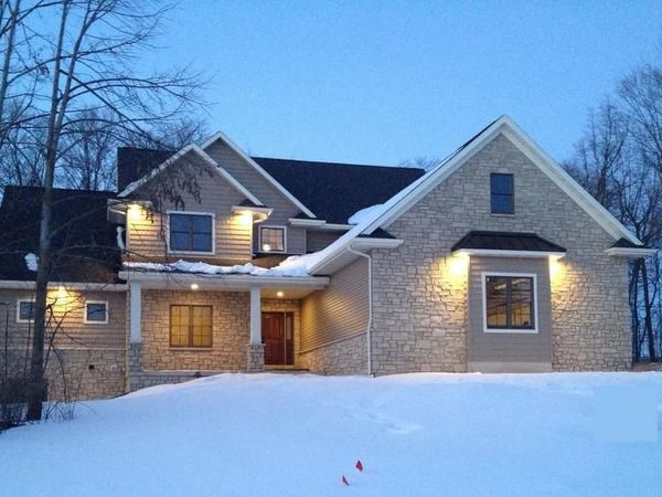 1387 RADCLIFF ROAD, Neenah, WI 54956