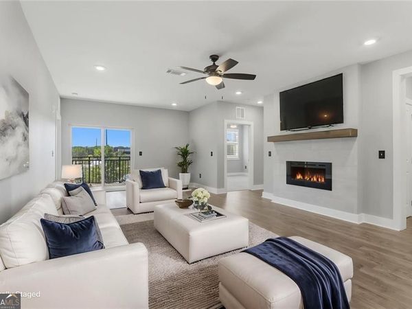 3321 Orwell Way, Unit 3204, Cumming, GA 30041