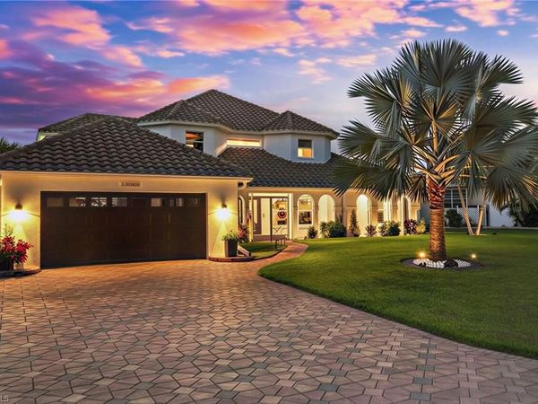 11908 King James CT, CAPE CORAL, FL 33991