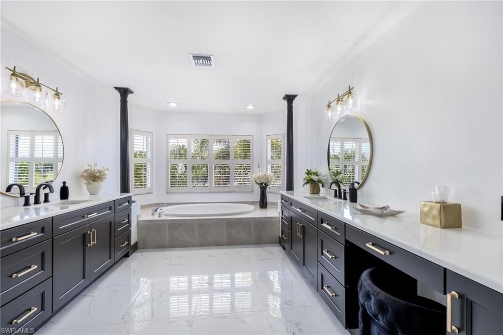 11908 King James Ct, Cape Coral, FL 33991 Photo