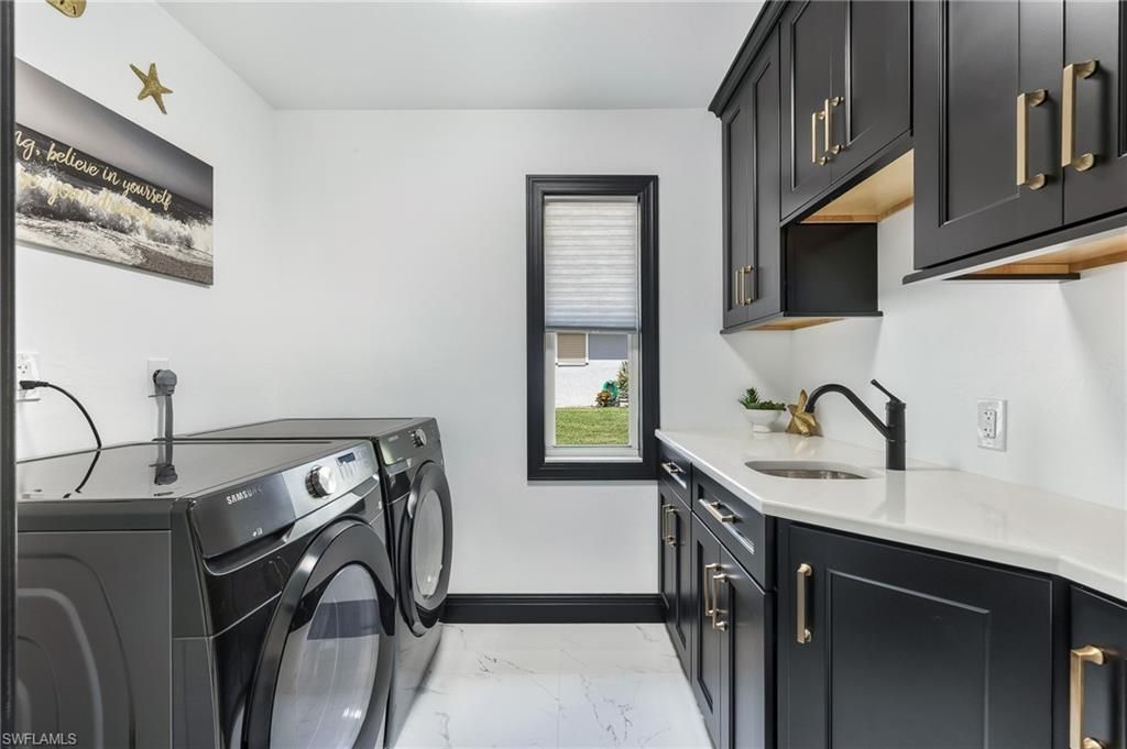 11908 King James Ct, Cape Coral, FL 33991 Photo