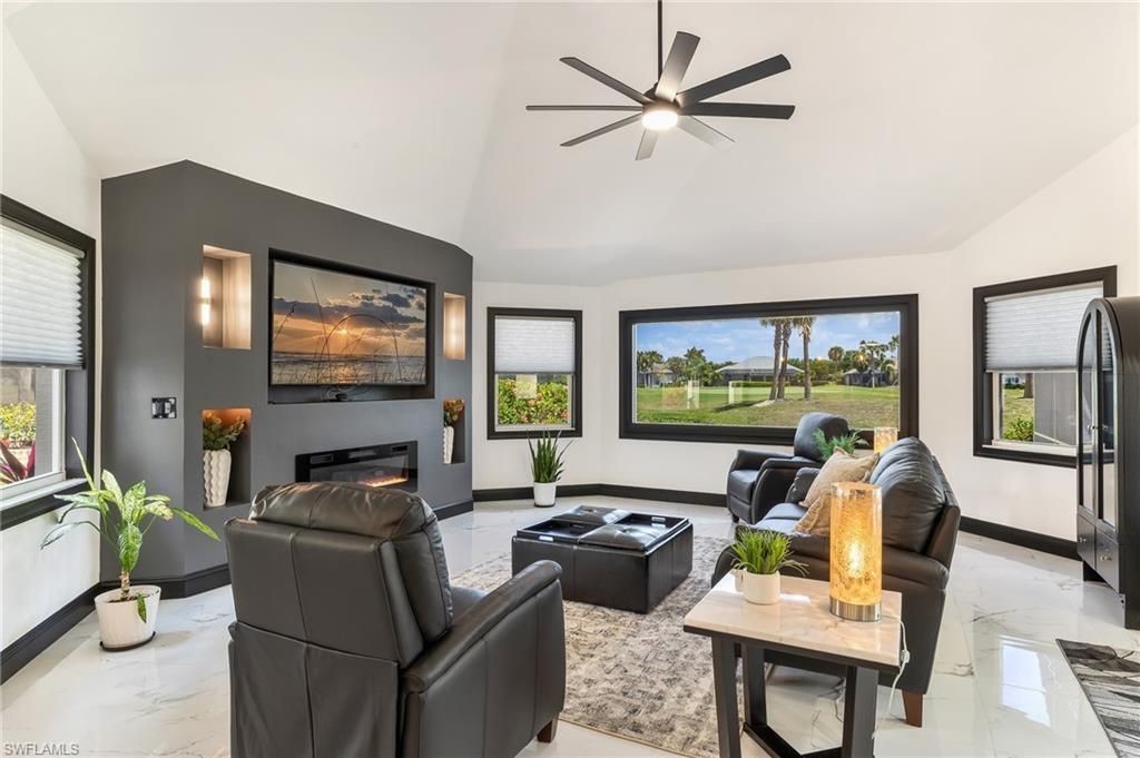 11908 King James Ct, Cape Coral, FL 33991 Photo