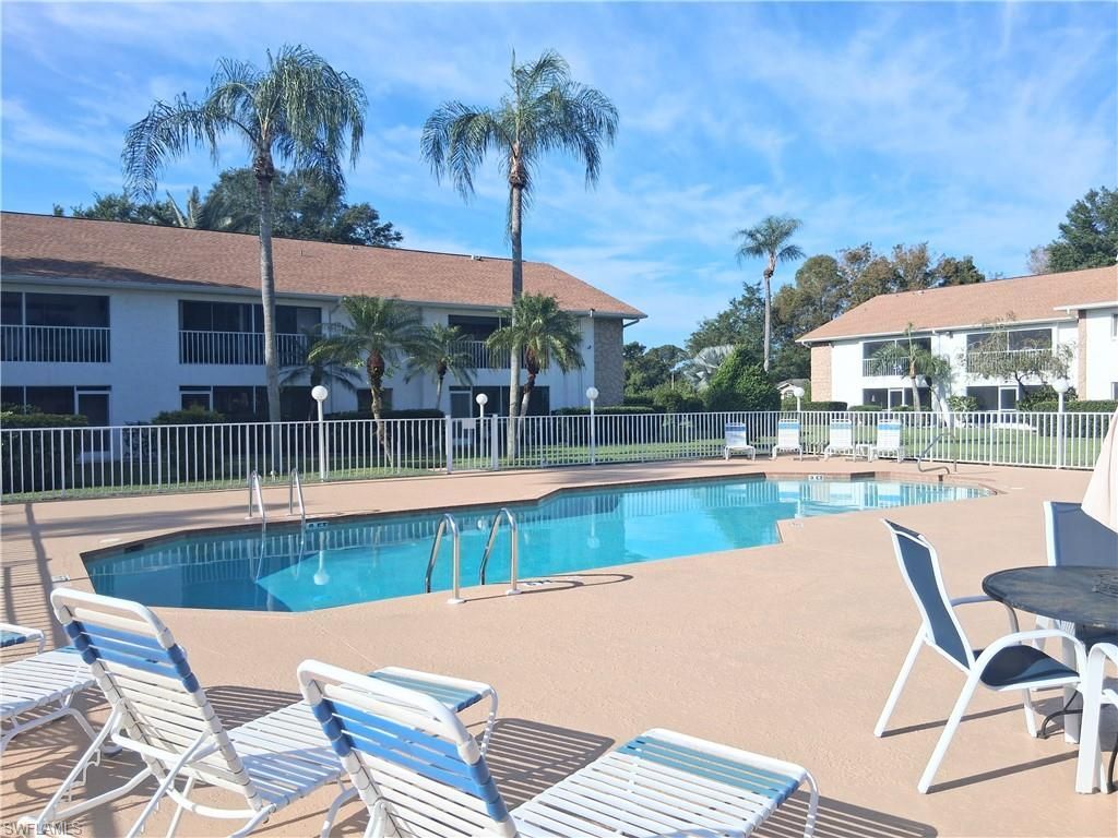 59 Camelot Gardens Blvd, Unit 109, Lehigh Acres, FL 33936 Photo