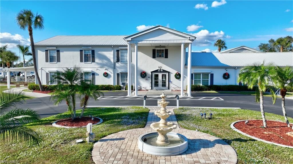 174 Santa Fe Trl, North Fort Myers, FL 33917 Photo