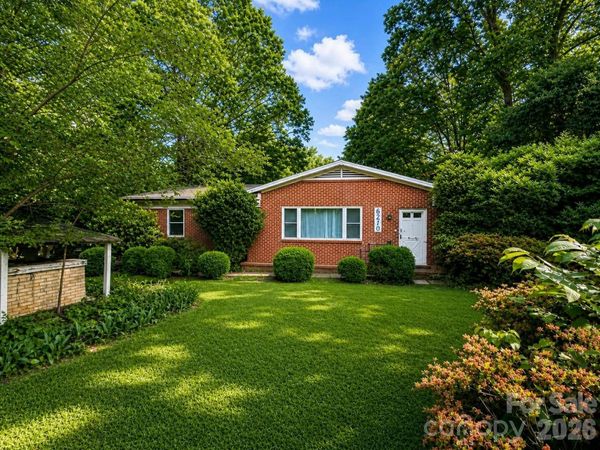 6210 Grove Park Boulevard, Charlotte, NC 28215