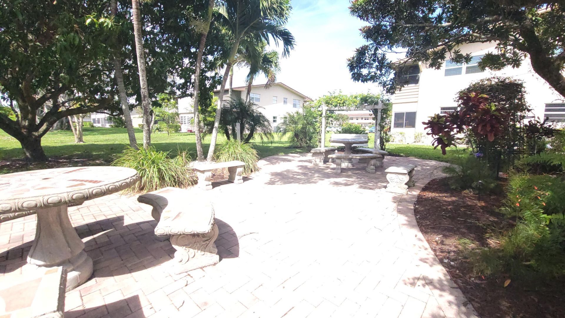 319 Chatham P, West Palm Beach, FL 33417 Photo