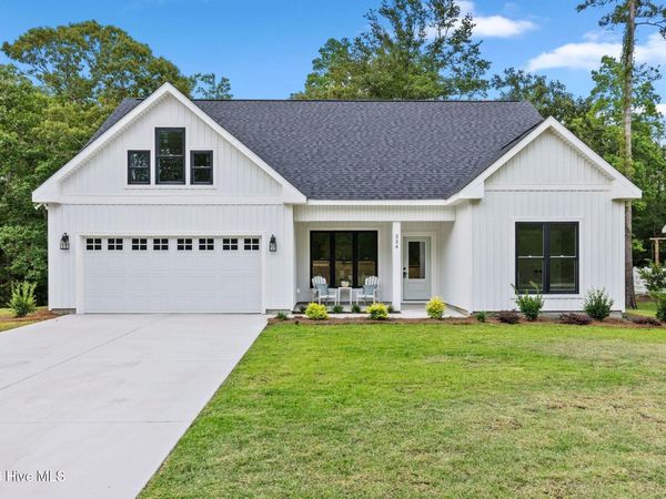 554 Sanctuary Point SW, Supply, NC 28462