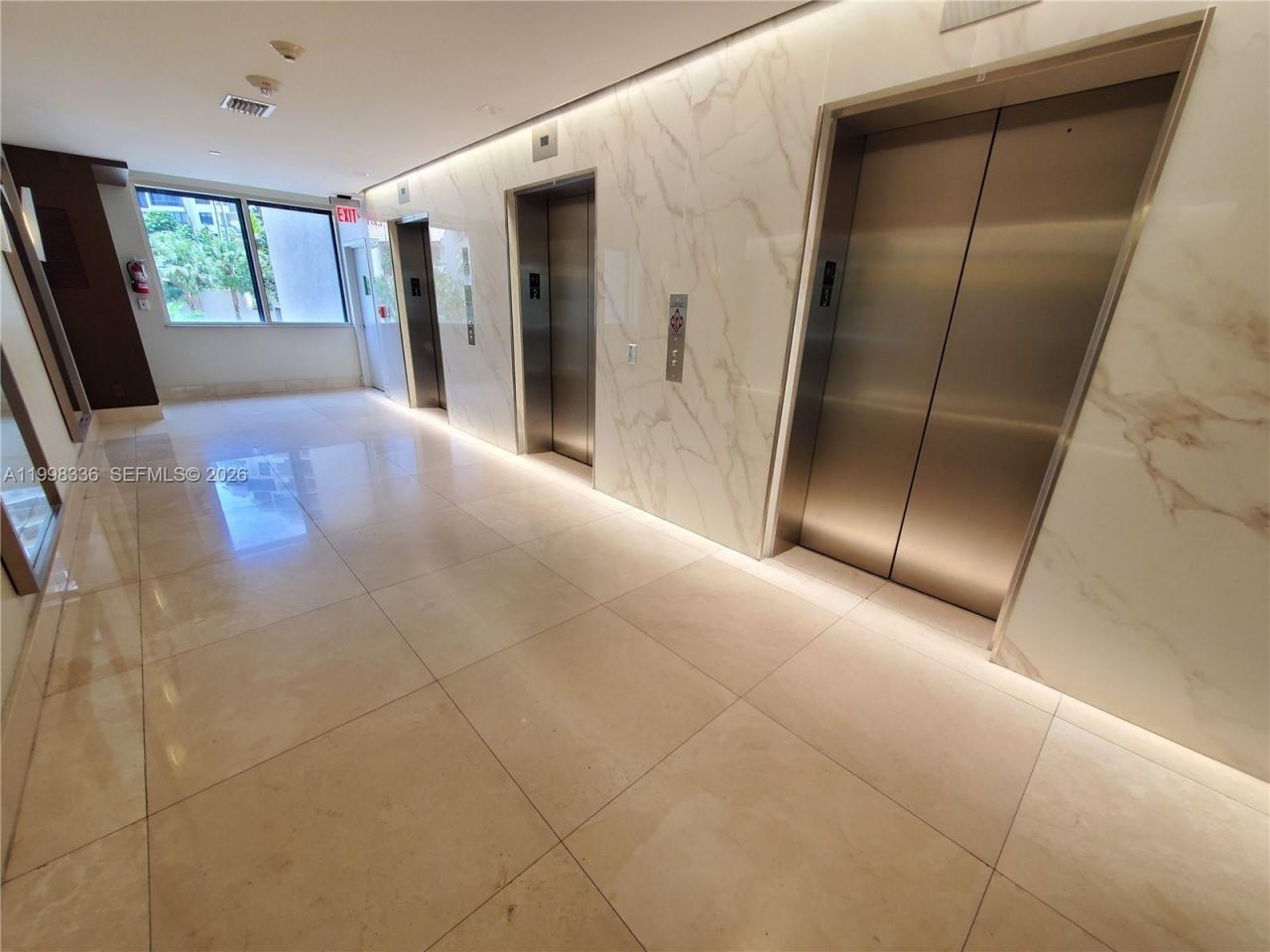 540 Brickell Key Dr, Unit 1020, Miami, FL 33131 Photo