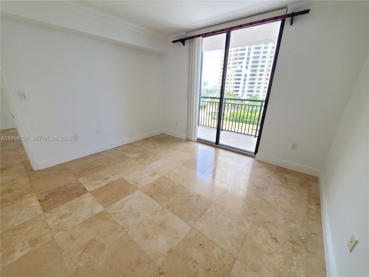 540 Brickell Key Dr, Unit 1020, Miami, FL 33131 Photo