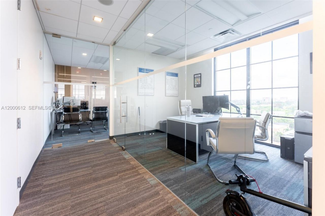 1200 Ponce De Leon Blvd, Unit 901, Coral Gables, FL 33134 Photo