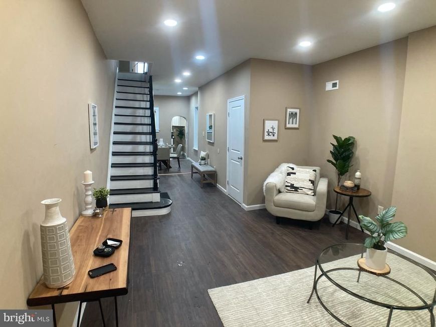 2060 E Orleans Street, Philadelphia, PA 19134 Main Photo