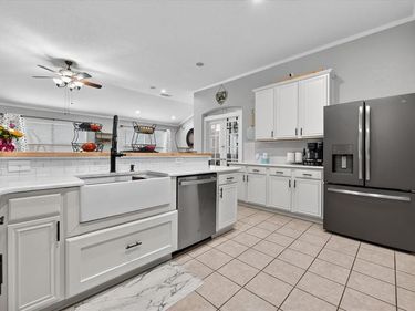 617 Bent Oak Drive, Fort Worth, TX 76131