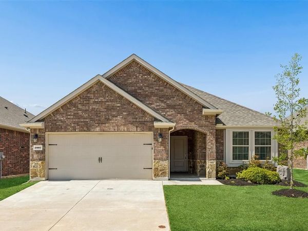 2907 Brady Starr Drive , Aubrey, TX 76227