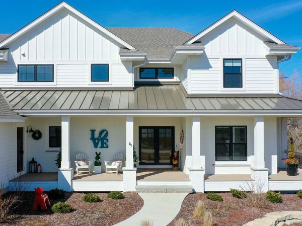 6850 W River Birch Dr, Mequon, WI 53092