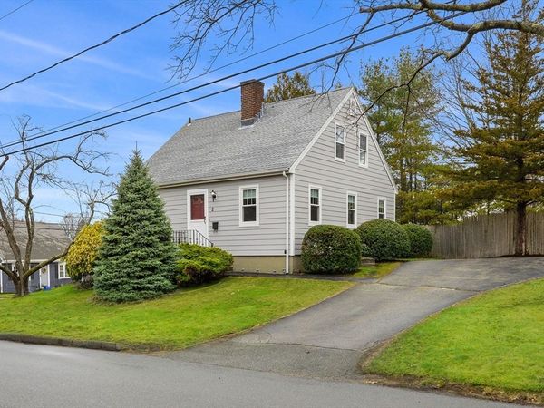 2 Girdler Road, Marblehead, MA 01945