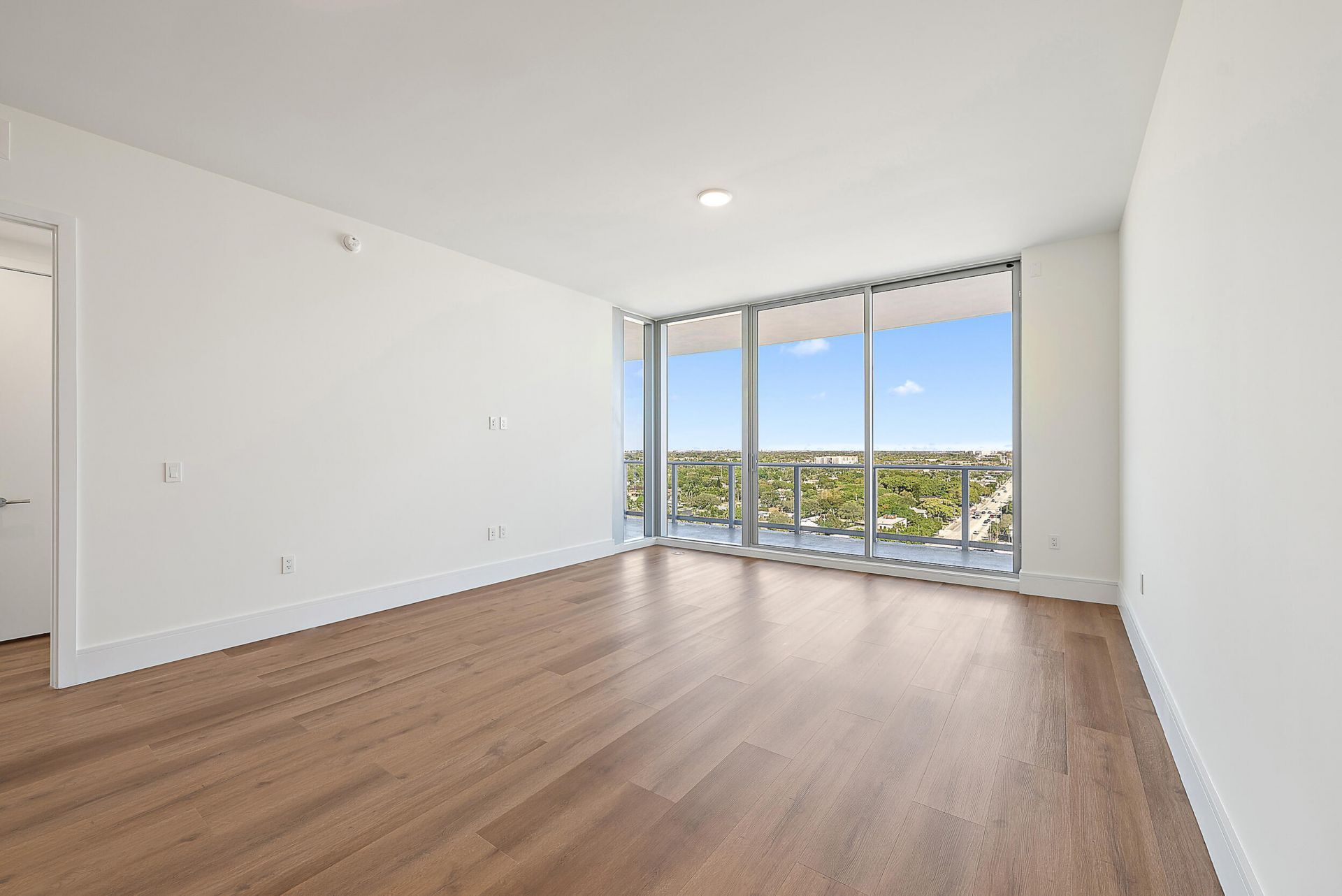 220 Lake Shore Drive, Unit N-1521, Lake Park, FL 33403 Photo