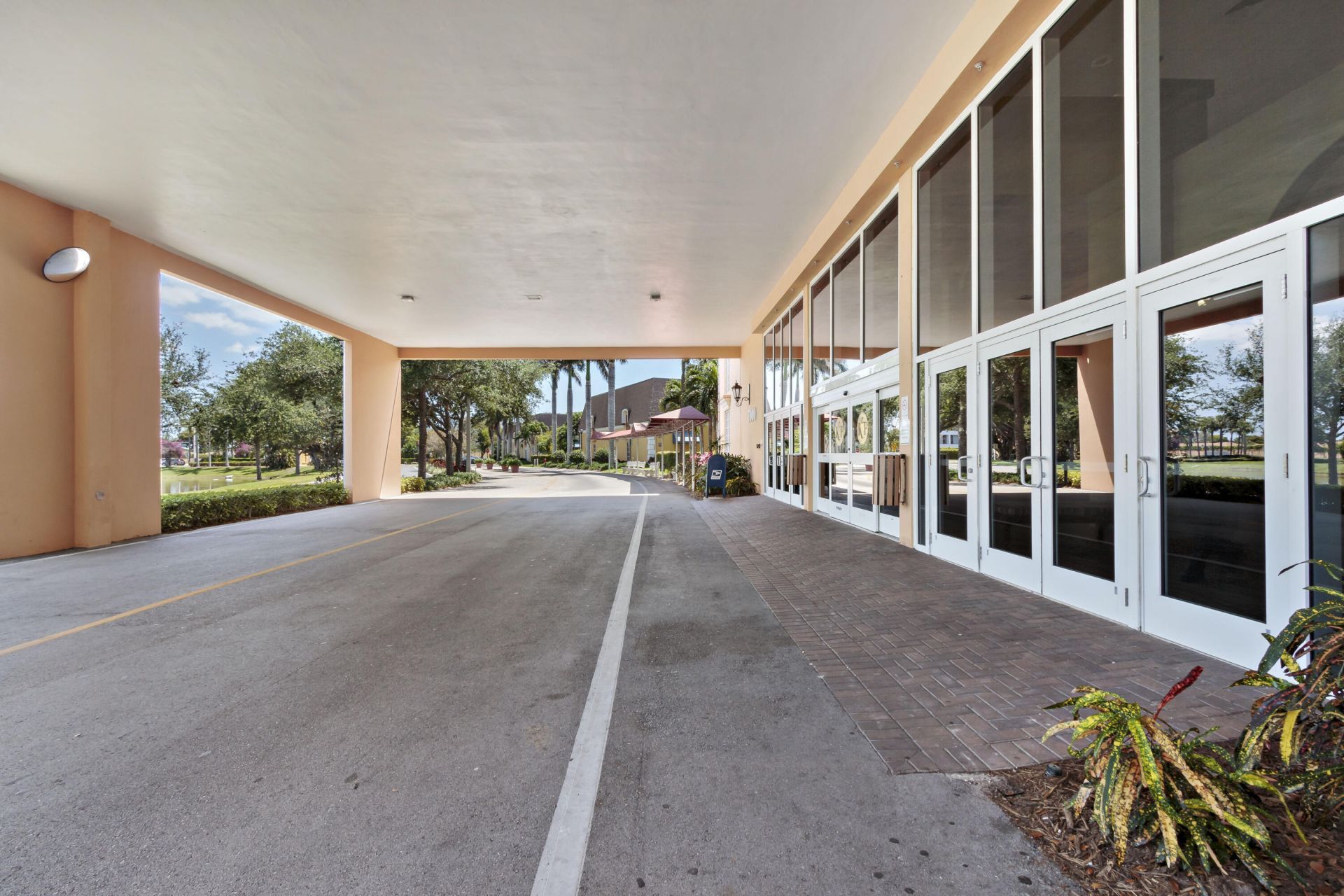 220 Seville J, Delray Beach, FL 33446 Photo