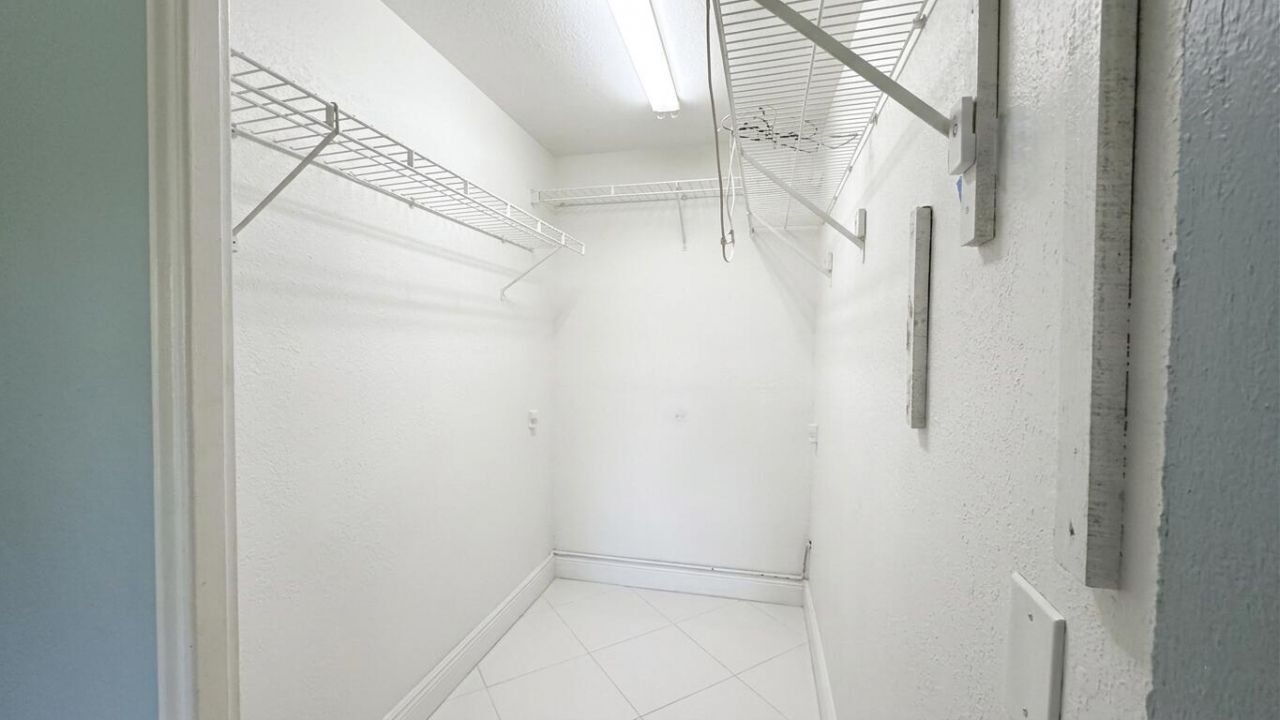 220 Seville J, Delray Beach, FL 33446 Photo