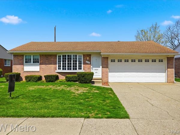 33728 Yuma Street, Westland, MI 48185