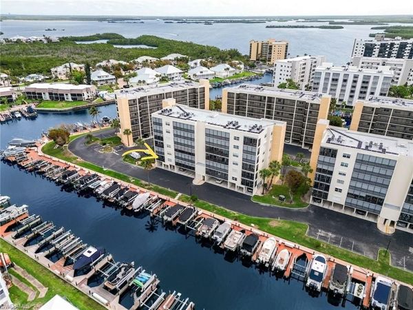 4471 Bay Beach LN, Unit 314, FORT MYERS BEACH, FL 33931