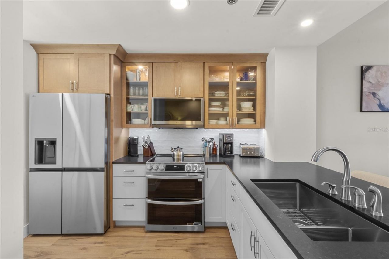 615 Dream Island Place, Unit 105, Longboat Key, FL 34228 Photo