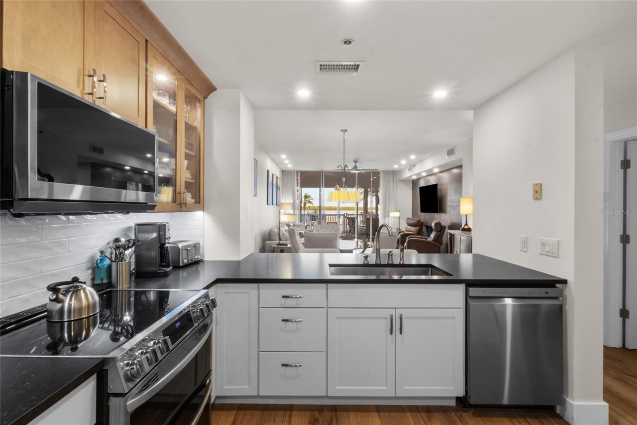 615 Dream Island Place, Unit 105, Longboat Key, FL 34228 Photo