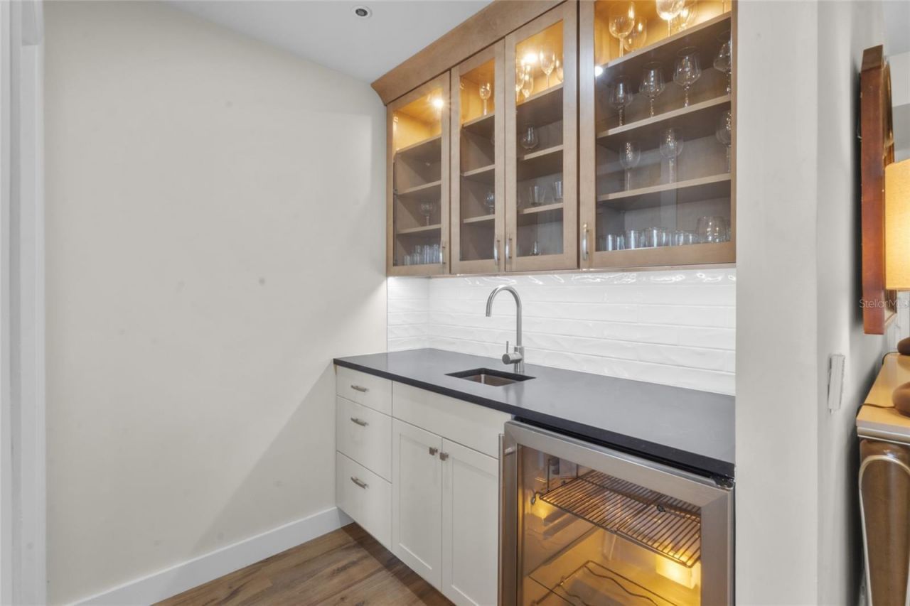 615 Dream Island Place, Unit 105, Longboat Key, FL 34228 Photo