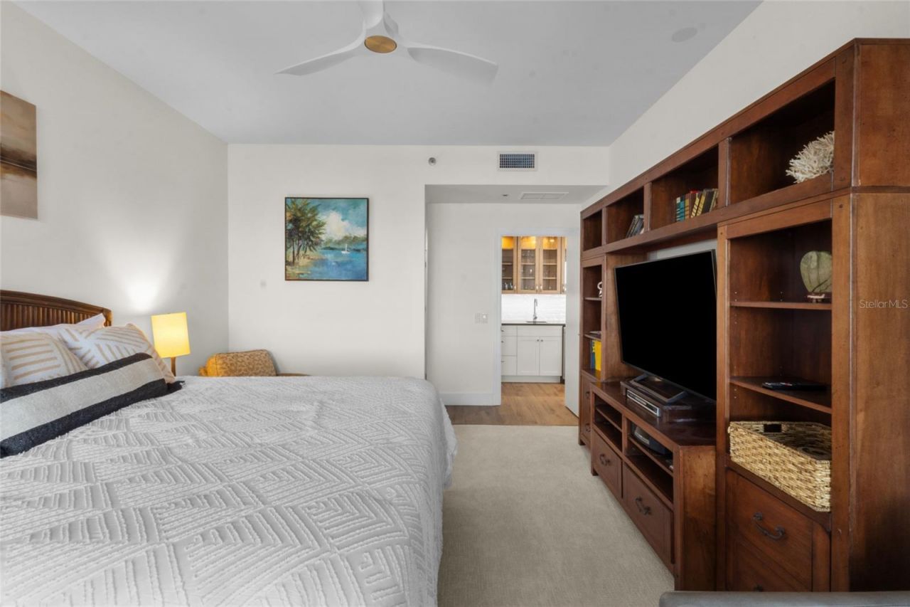 615 Dream Island Place, Unit 105, Longboat Key, FL 34228 Photo