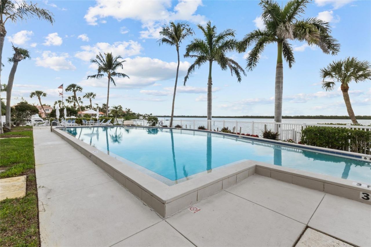 615 Dream Island Place, Unit 105, Longboat Key, FL 34228 Photo