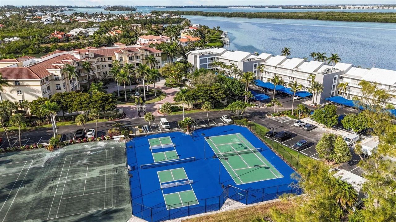 615 Dream Island Place, Unit 105, Longboat Key, FL 34228 Photo