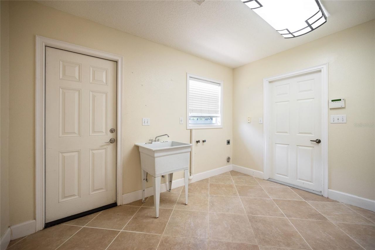 3313 Westshore Drive, Saint Cloud, FL 34772 Photo