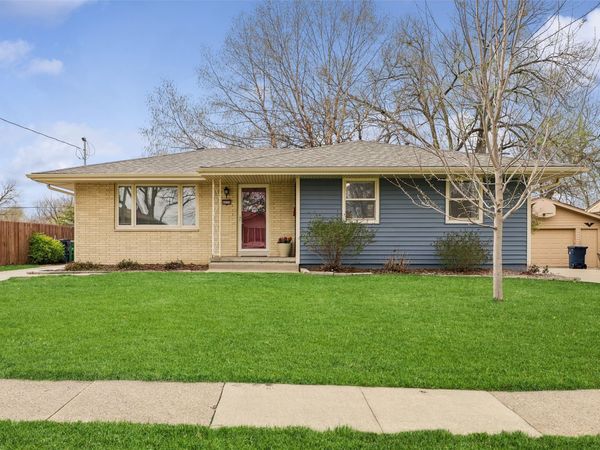 4020 64th Street, Urbandale, IA 50322