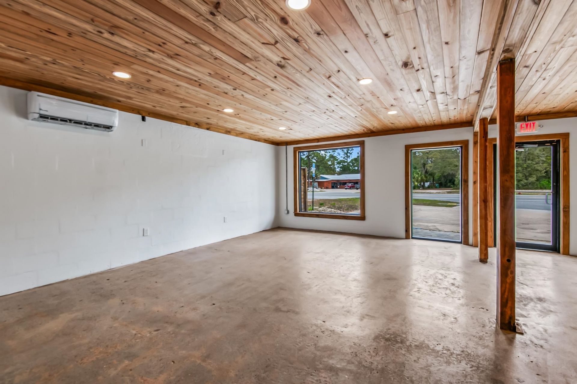 82 Coastal Highway, Panacea, FL 32346 Photo
