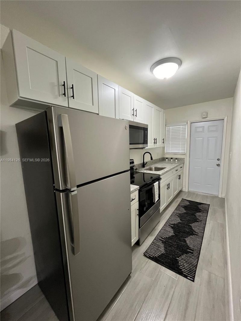 1317 NW 2nd Ave, Unit 10, Miami, FL 33136 Photo
