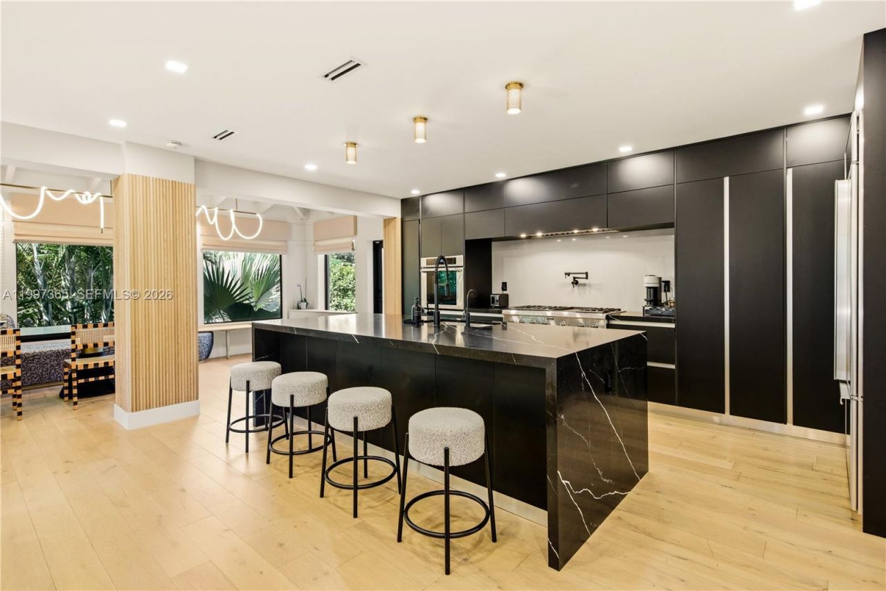 436 NE 88th St , El Portal, FL 33138 Photo