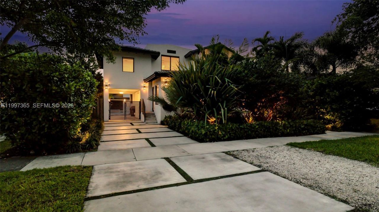 436 NE 88th St, El Portal, FL 33138 Photo
