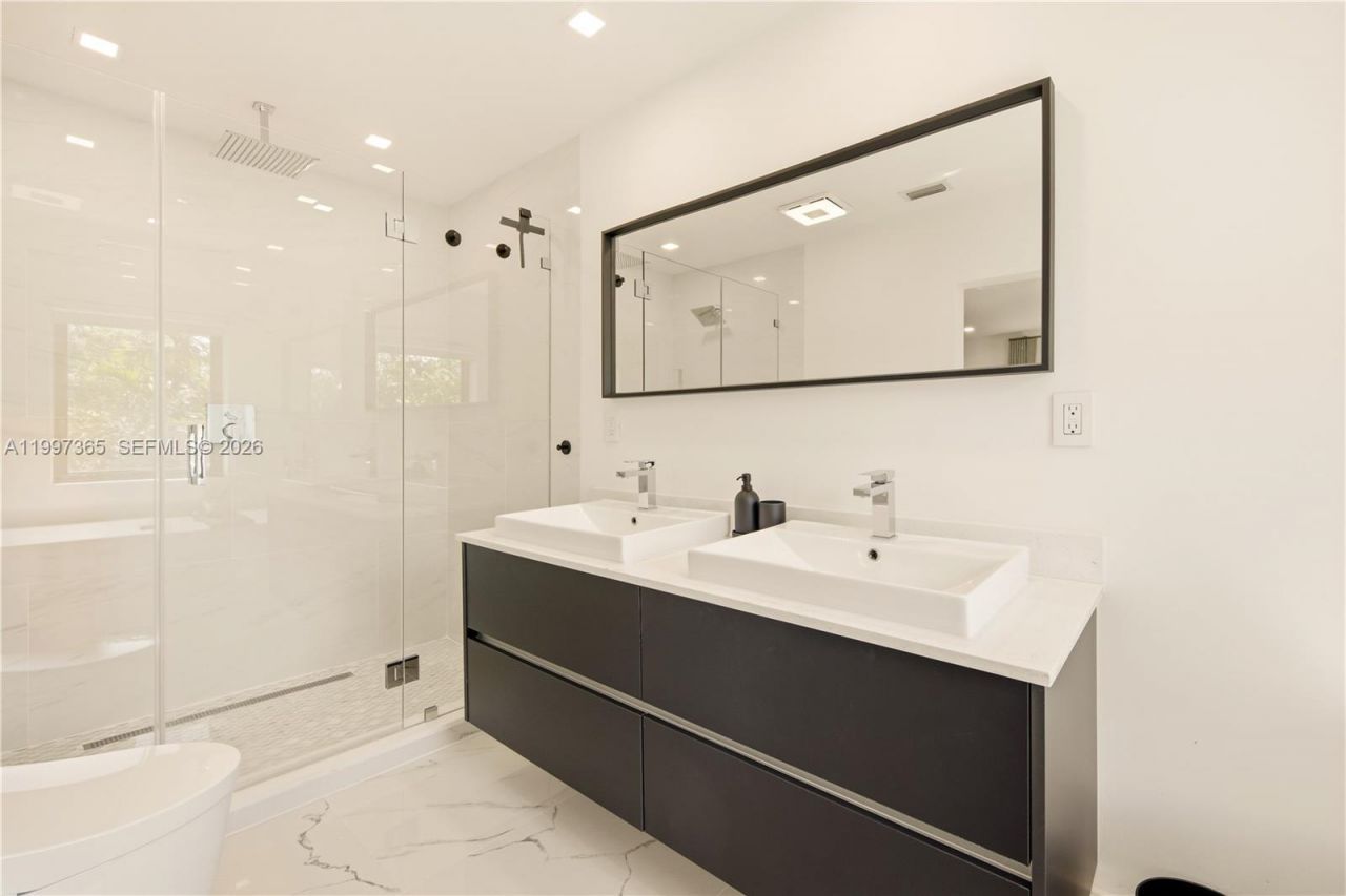 436 NE 88th St , El Portal, FL 33138 Photo