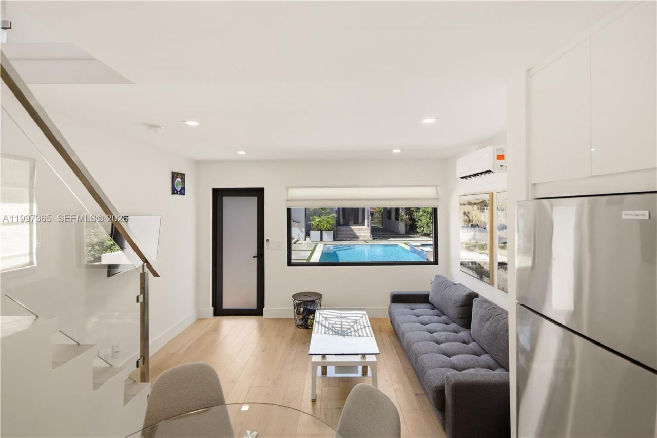 436 NE 88th St , El Portal, FL 33138 Photo