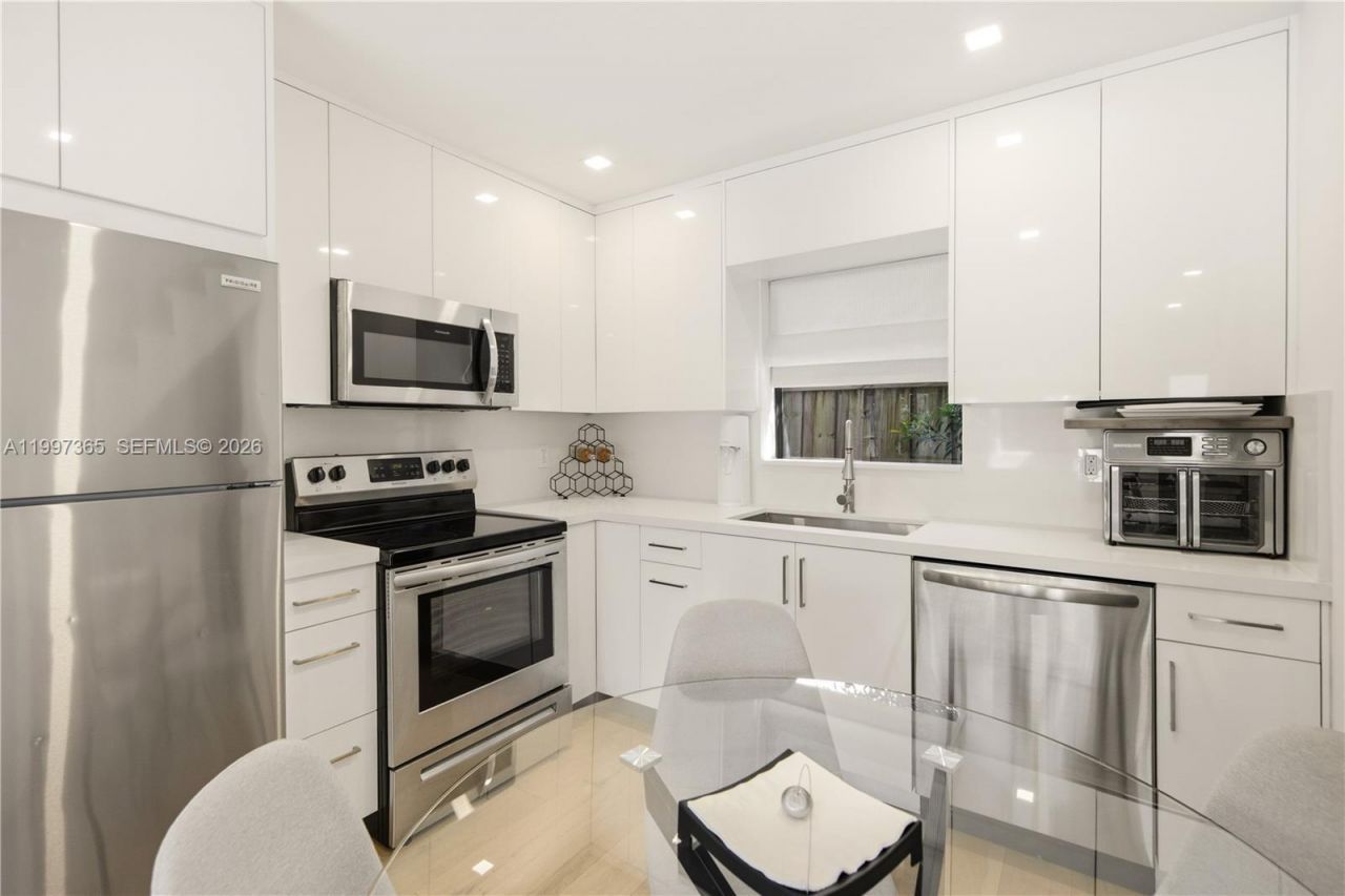 436 NE 88th St , El Portal, FL 33138 Photo