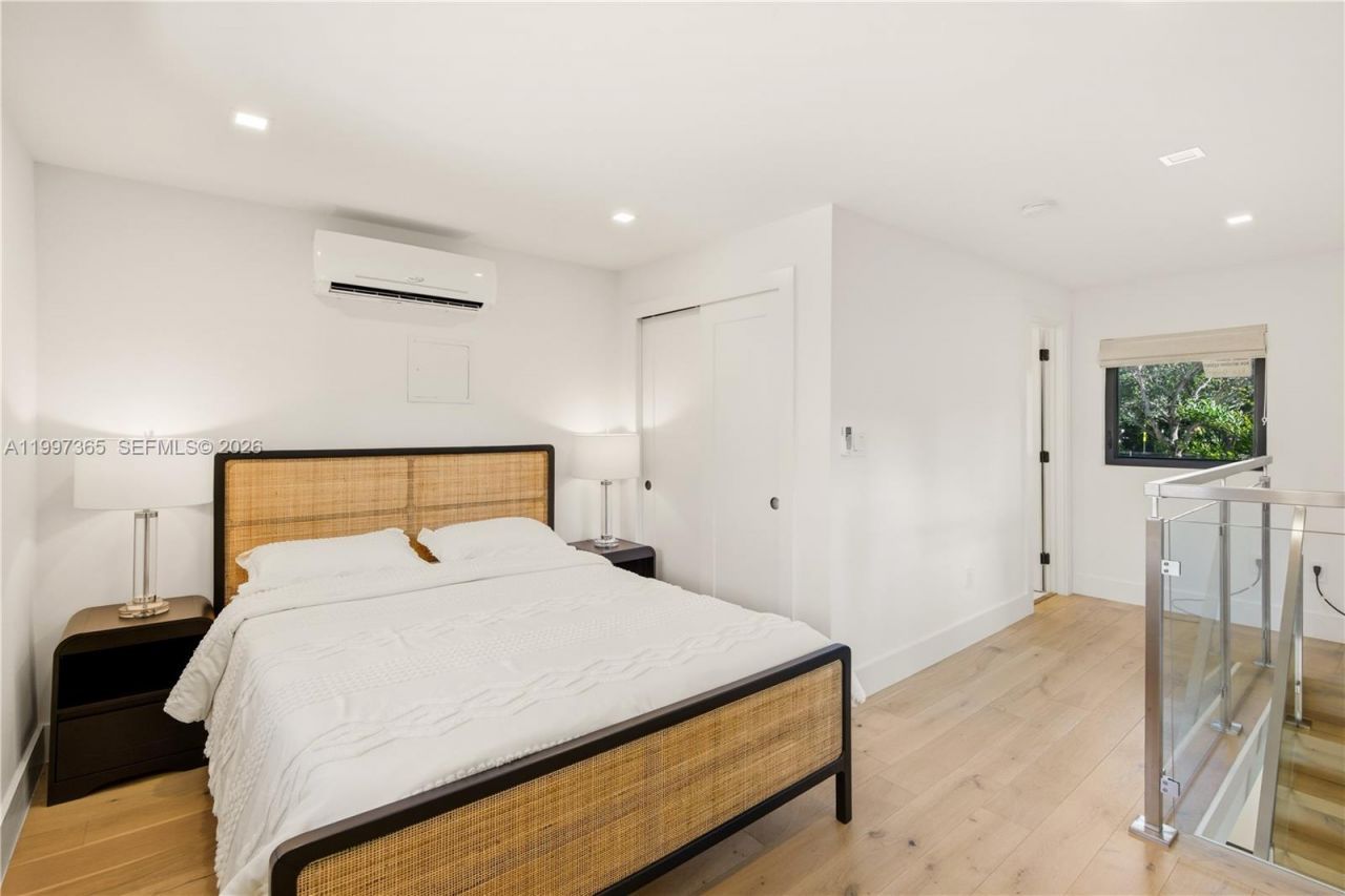 436 NE 88th St , El Portal, FL 33138 Photo