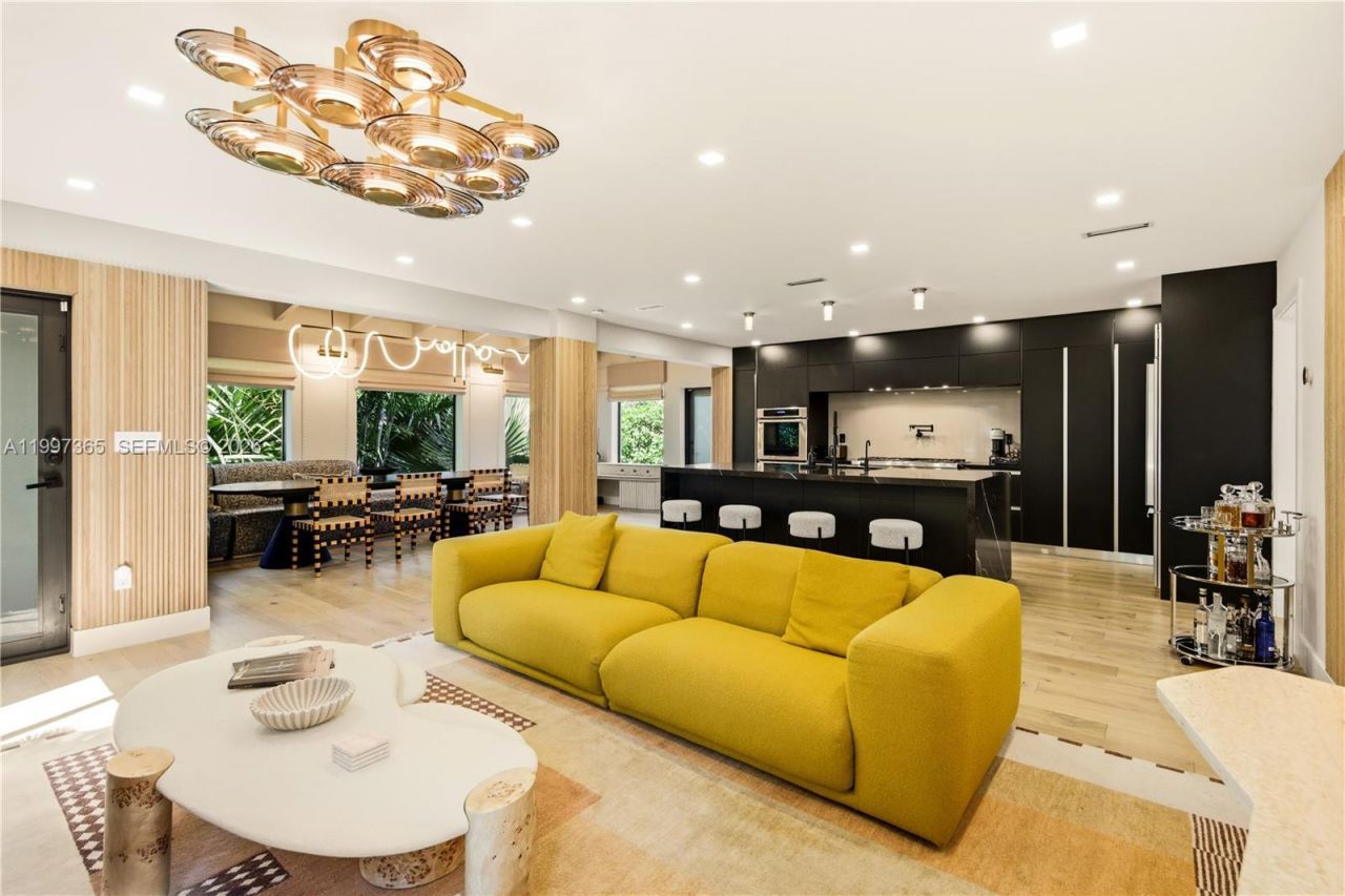 436 NE 88th St , El Portal, FL 33138 Photo